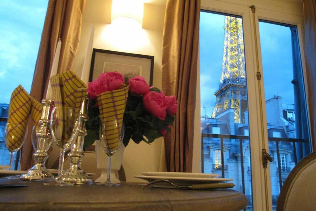 Apartment 27 Avenue De La Bourdonnais 75007 Chablis